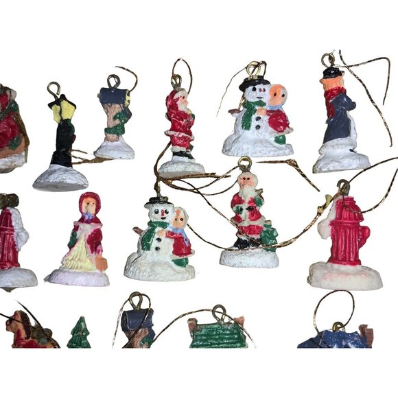 Victorian Mini Christmas Tree Polystone Ornaments Set of 18 Open Package - Picture 6 of 10